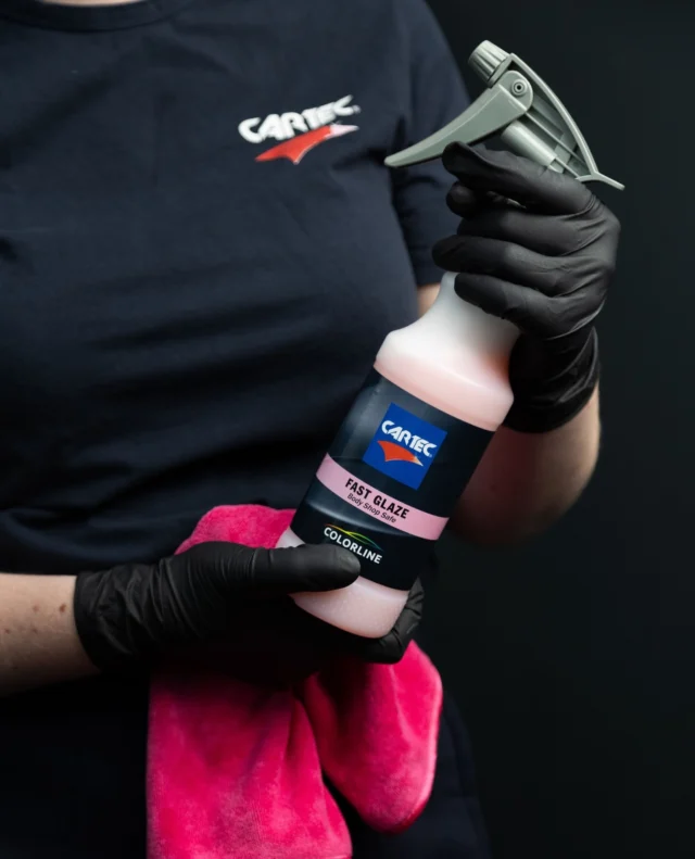 Get that instant showroom shine with our Fast Glaze Bodyshop Safe! ✨ Perfect for a streak-free, high-gloss finish. #bodyshopsafe